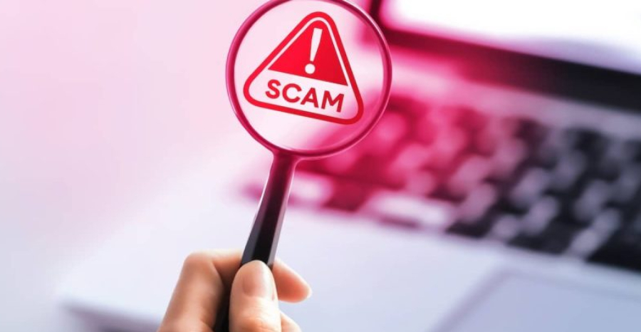 Holiday Season Scams: How Hackers Target Online Shoppers